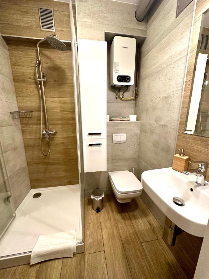 Jazz Apartament Czestochowa Centrum 2-Bedroom Ngoại thất bức ảnh