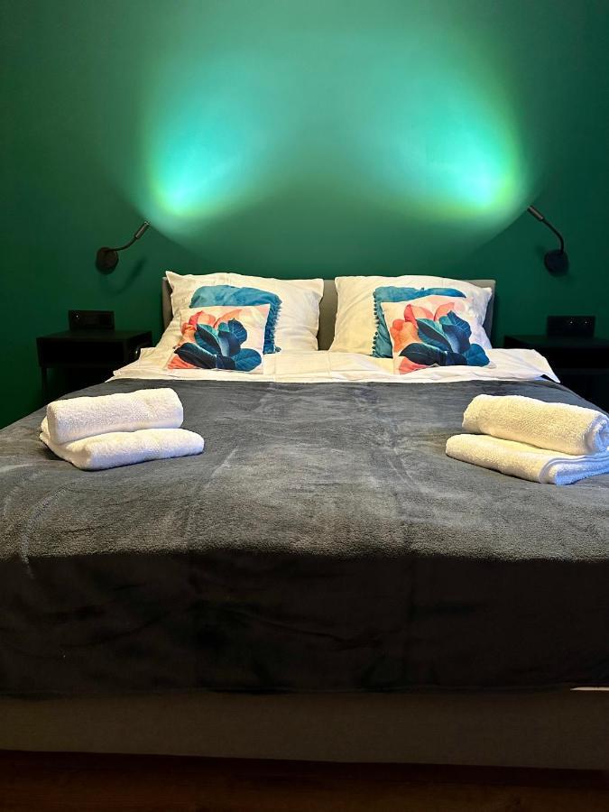 Jazz Apartament Czestochowa Centrum 2-Bedroom Ngoại thất bức ảnh